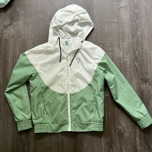 DAE Size M windbreaker